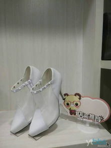 精品女鞋专卖店年终清仓 新款赔钱出售，诚邀批发零售